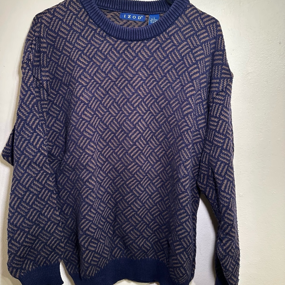 Izod Men's Sweater in Navy and Brown vintage